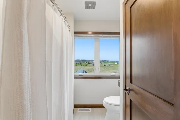 $679,900 | N6329 Tradewinds Circle, Beaver Dam, WI 53916