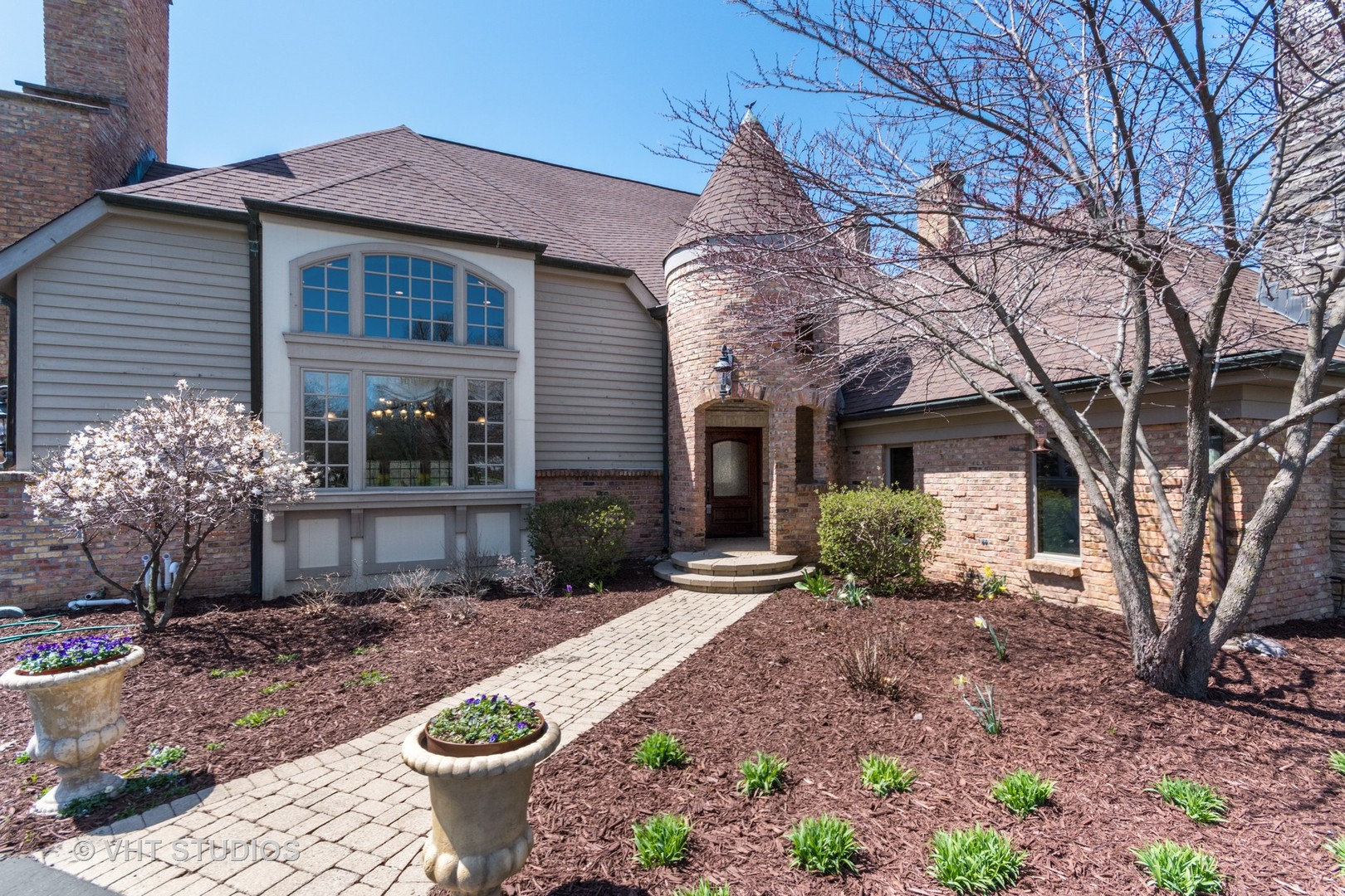 53 Aintree Road St. Charles, IL 60174 - Photo 4 of 44