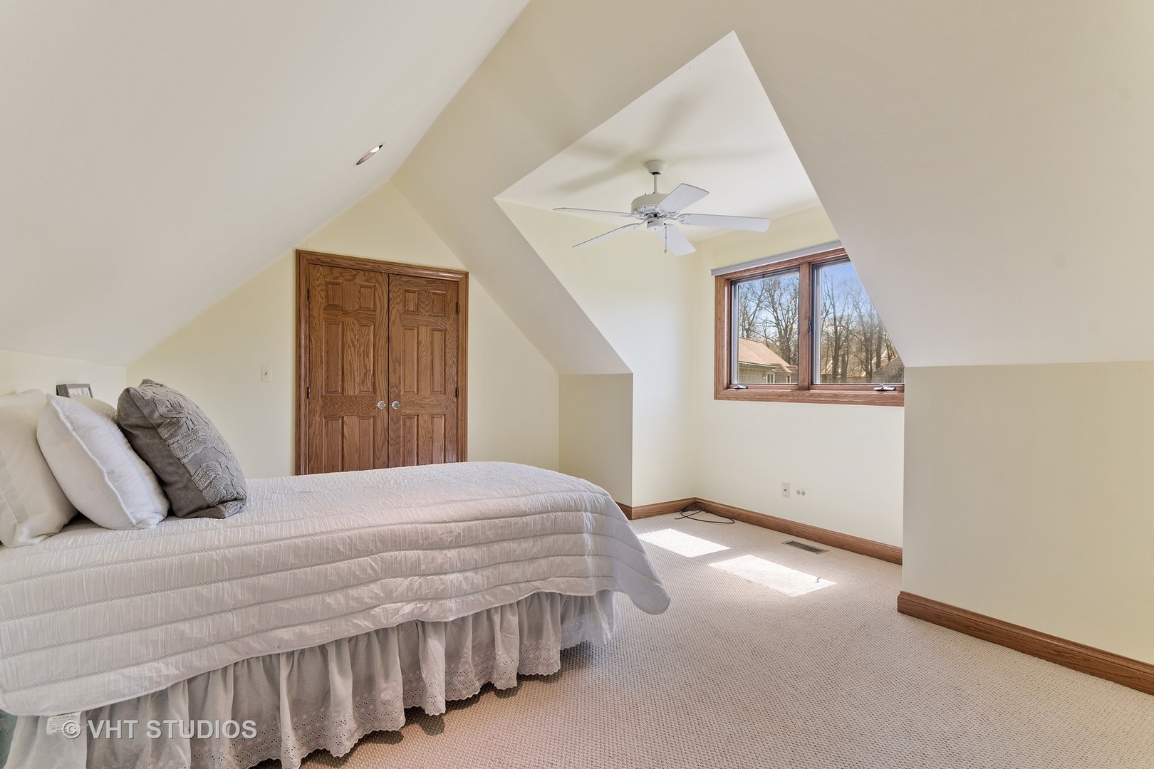 53 Aintree Road St. Charles, IL 60174 - Photo 37 of 44