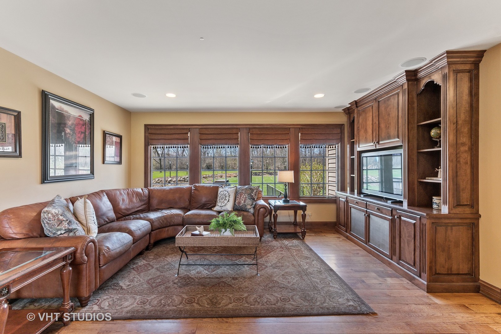 53 Aintree Road St. Charles, IL 60174 - Photo 6 of 44