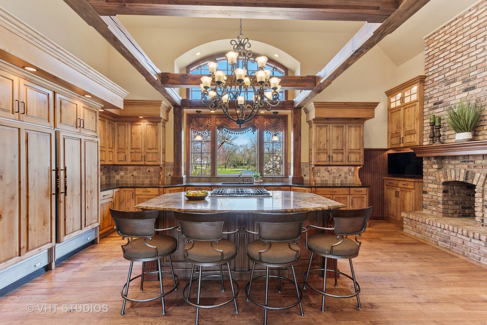 53 Aintree Road St. Charles, IL 60174 - Photo 9 of 44