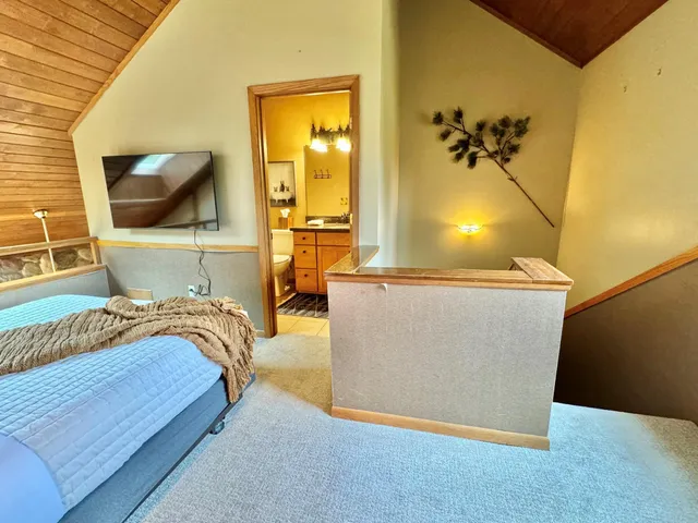 $445,000 | 511 Moose Mountain Drive, Lutsen, MN 55612