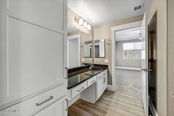 $300,000 | 3302 North 7th Street, Unit 353, Phoenix, AZ 85014