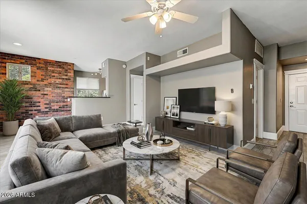 $300,000 | 3302 North 7th Street, Unit 353, Phoenix, AZ 85014