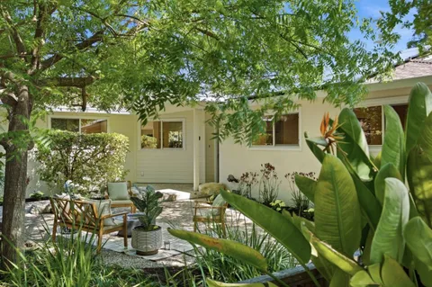 a view of outdoor space and garden