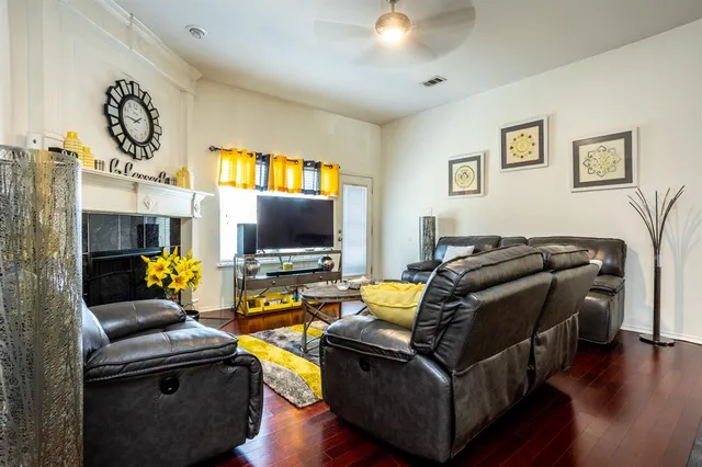 $320,000 | 928 Trinity Drive, Lancaster, TX 75146