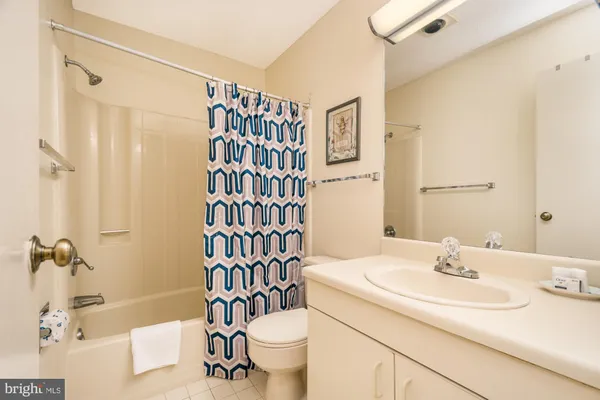 $374,900 | 18 Winding Way, Unit 18D, McHenry, MD 21541