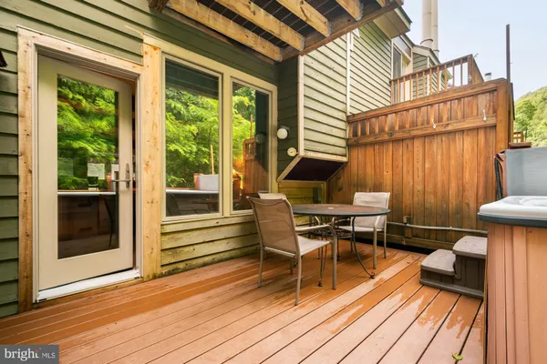 $374,900 | 18 Winding Way, Unit 18D, McHenry, MD 21541