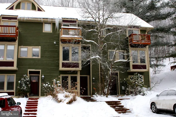 $374,900 | 18 Winding Way, Unit 18D, McHenry, MD 21541