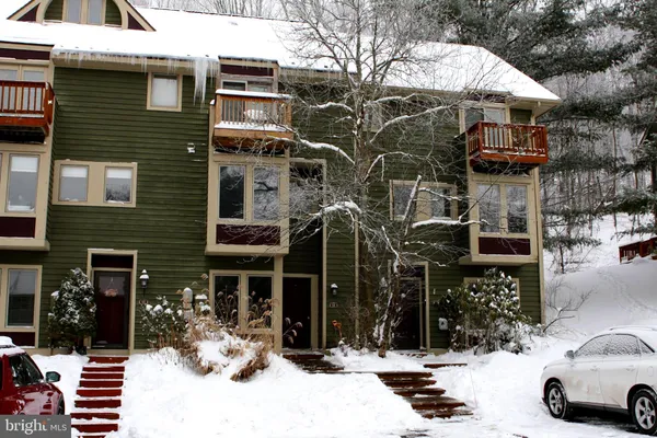 $374,900 | 18 Winding Way, Unit 18D, McHenry, MD 21541
