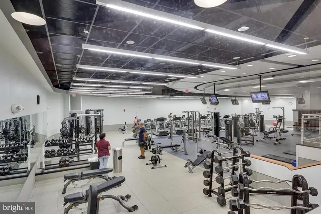 $1,900 | 1021 Arlington Boulevard, Unit 743, Arlington, VA 22209