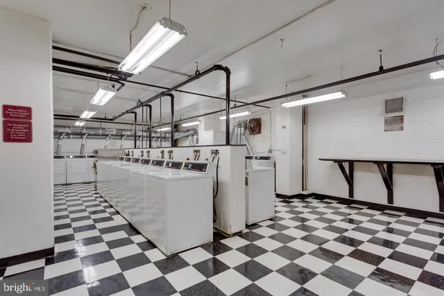 $1,900 | 1021 Arlington Boulevard, Unit 743, Arlington, VA 22209