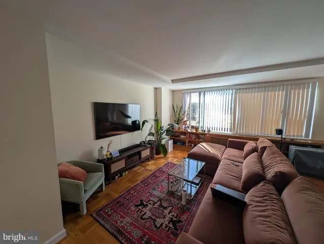 $1,900 | 1021 Arlington Boulevard, Unit 743, Arlington, VA 22209