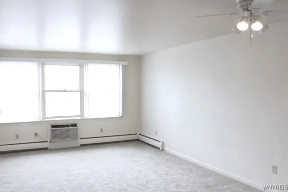 $1,295 | 21 Vinson Avenue, Tonawanda, NY 14150