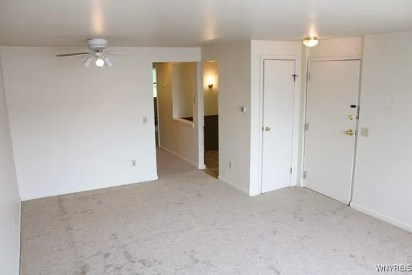 $1,295 | 21 Vinson Avenue, Tonawanda, NY 14150