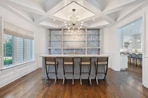 72 Birchwood Lane, Bridgehampton, NY 11932