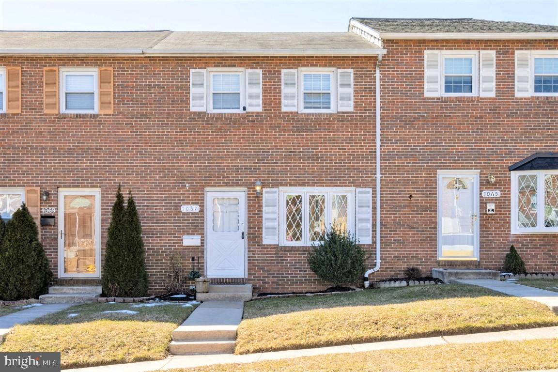 1067 Downton Road Baltimore, MD 21227 - Photo 1 of 47 1067 Downton Road