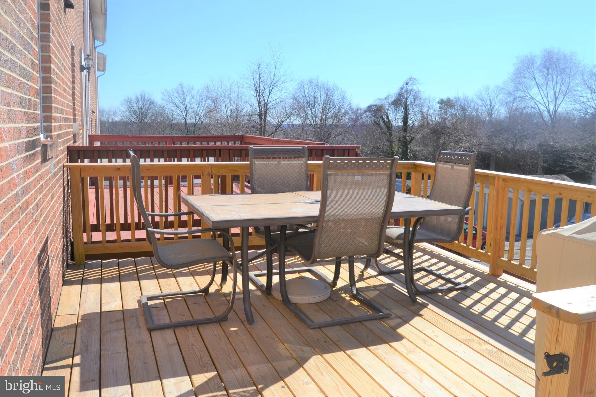 1067 Downton Road Baltimore, MD 21227 - Photo 13 of 47 Great view out here
