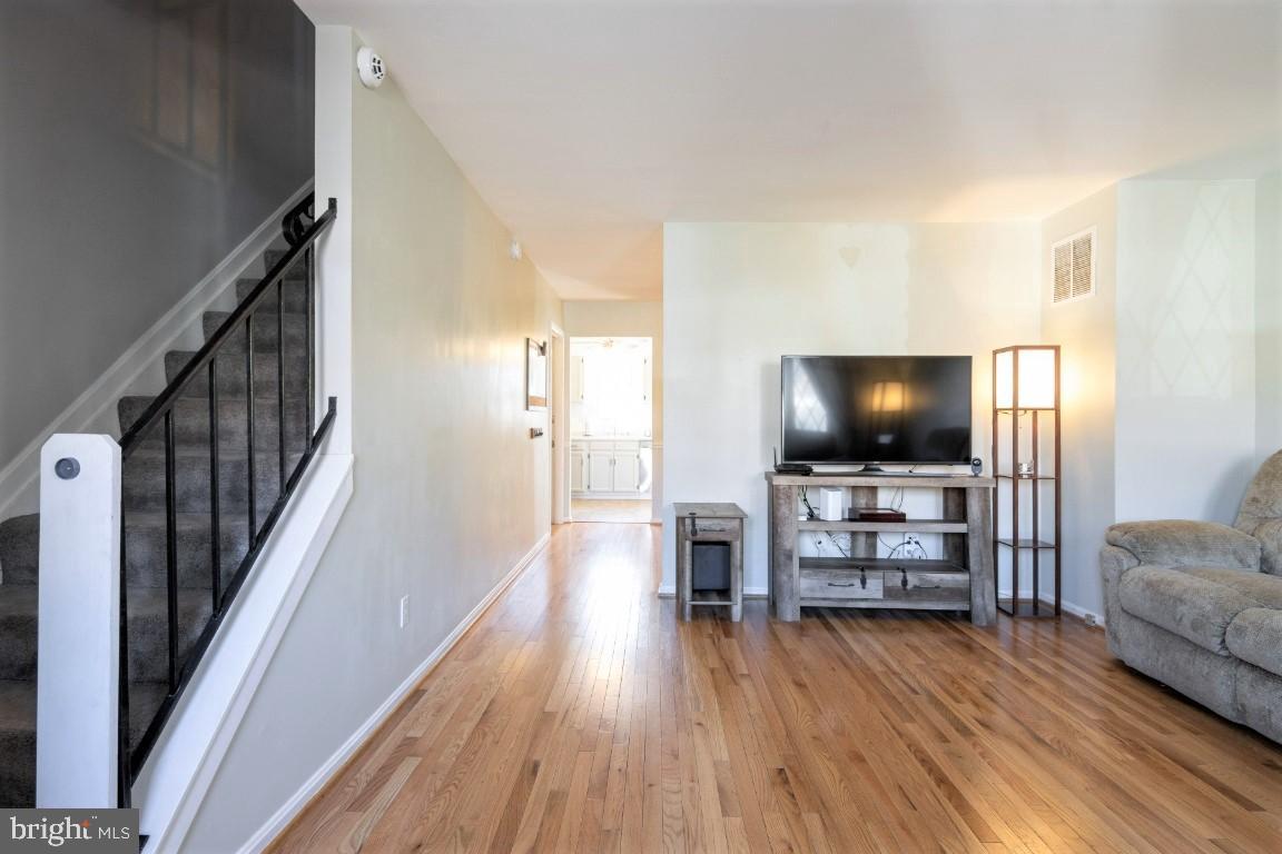 1067 Downton Road Baltimore, MD 21227 - Photo 3 of 47 Gleaming hardwood floors