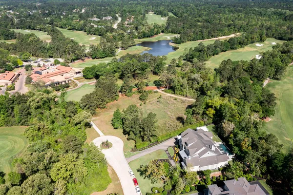 $2,750,000 | 262 South Fazio Way, The Woodlands, TX 77389