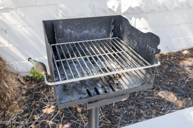 $1,400 | 501 Bridges Street, Unit C, Morehead City, NC 28557