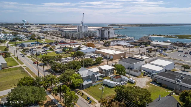$1,400 | 501 Bridges Street, Unit C, Morehead City, NC 28557