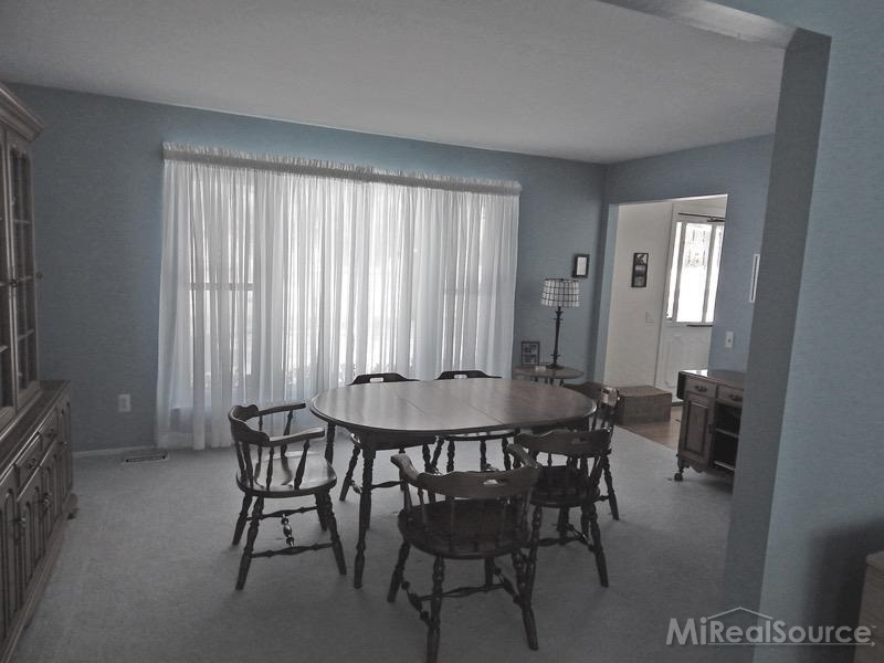 2007 Fairfield Drive Rochester Hills, MI 48306 - Photo 10 of 13