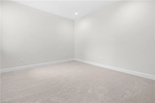 $3,200 | 6947 Avalon Circle, Unit 1907, Naples, FL 34112