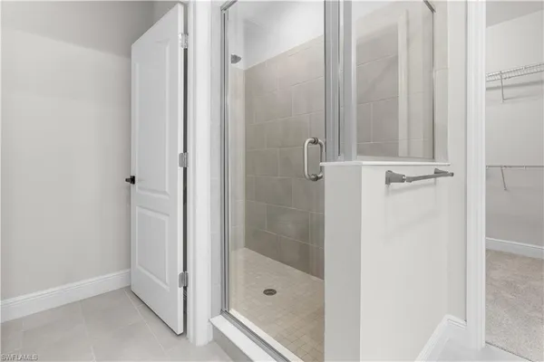 $3,200 | 6947 Avalon Circle, Unit 1907, Naples, FL 34112