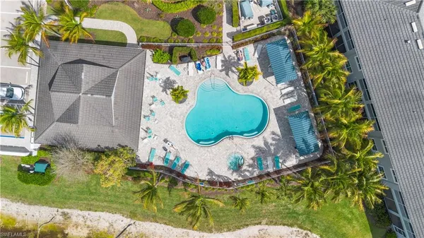 $3,200 | 6947 Avalon Circle, Unit 1907, Naples, FL 34112