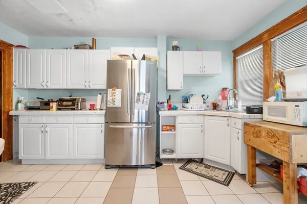 $378,000 | 211 June Street, Unit 2, Worcester, MA 01602