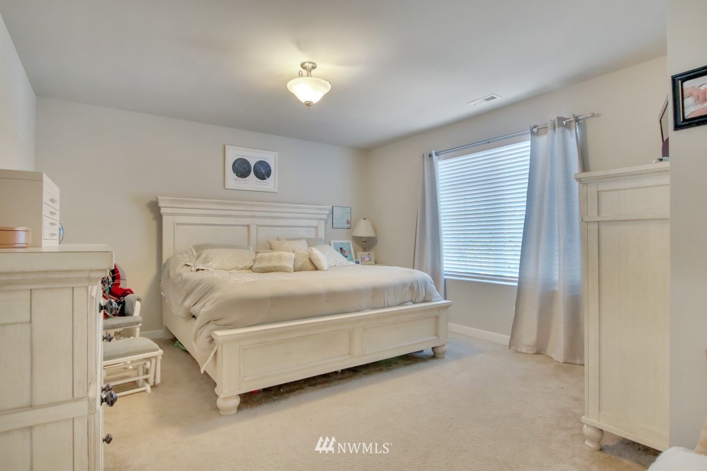 1923 Mayes Road Southeast Lacey, WA 98503 - Photo 13 of 25 Gallery Image 13