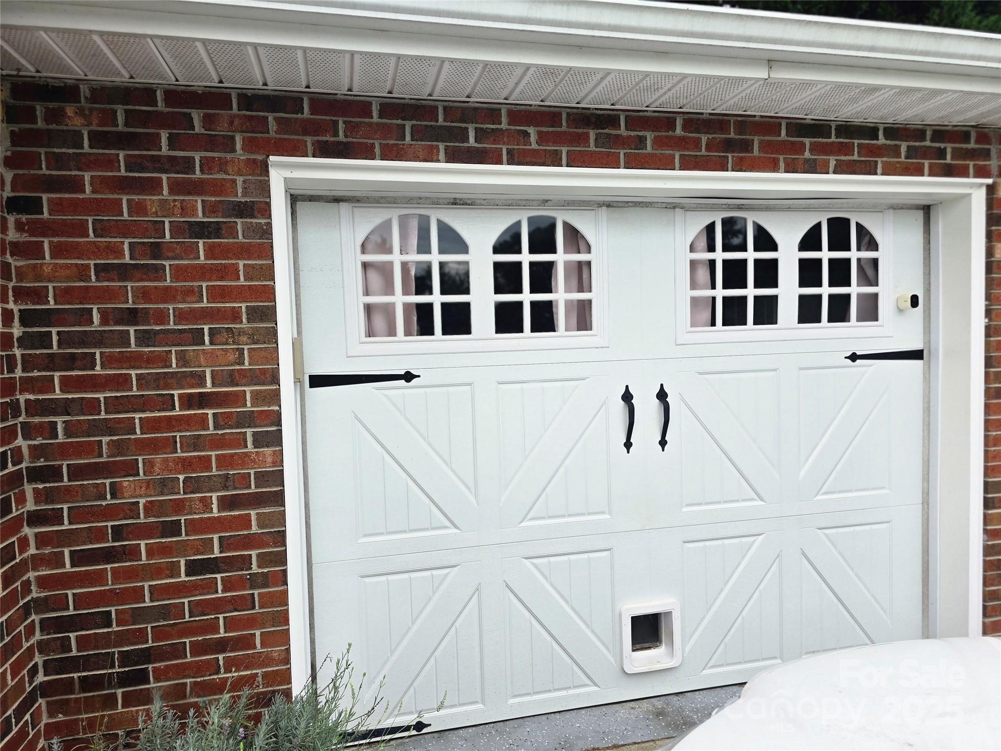 5202 Robin Lane Randleman, NC 27317 - Photo 36 of 48 a view of a building with a window