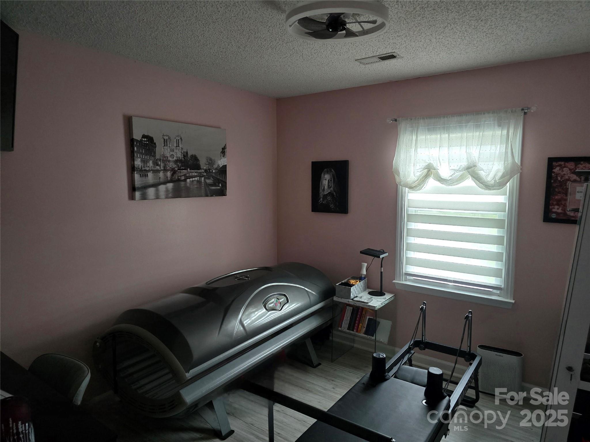 5202 Robin Lane Randleman, NC 27317 - Photo 6 of 48 a room with furniture