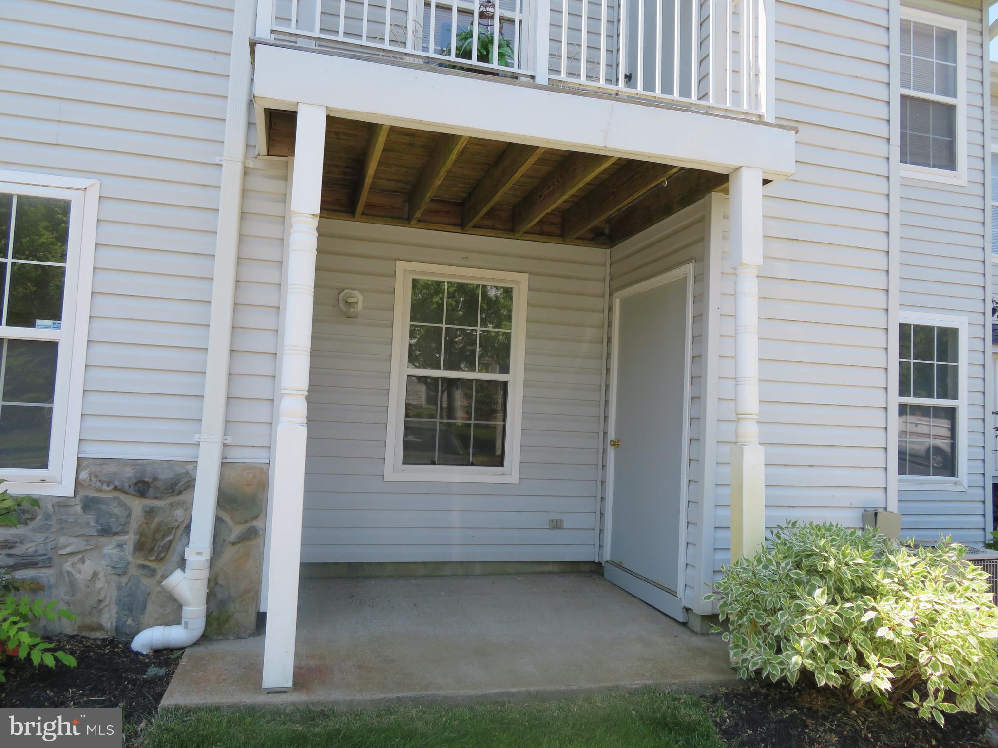 111 Quail Road Marlton, NJ 08053 - Photo 3 of 12