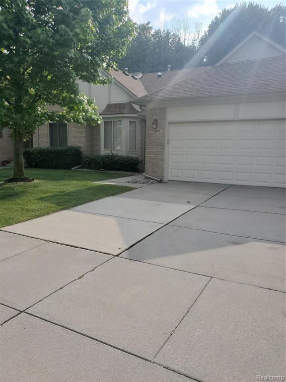50810 Raintree Circle Chesterfield, MI 48047 - Photo 1 of 23