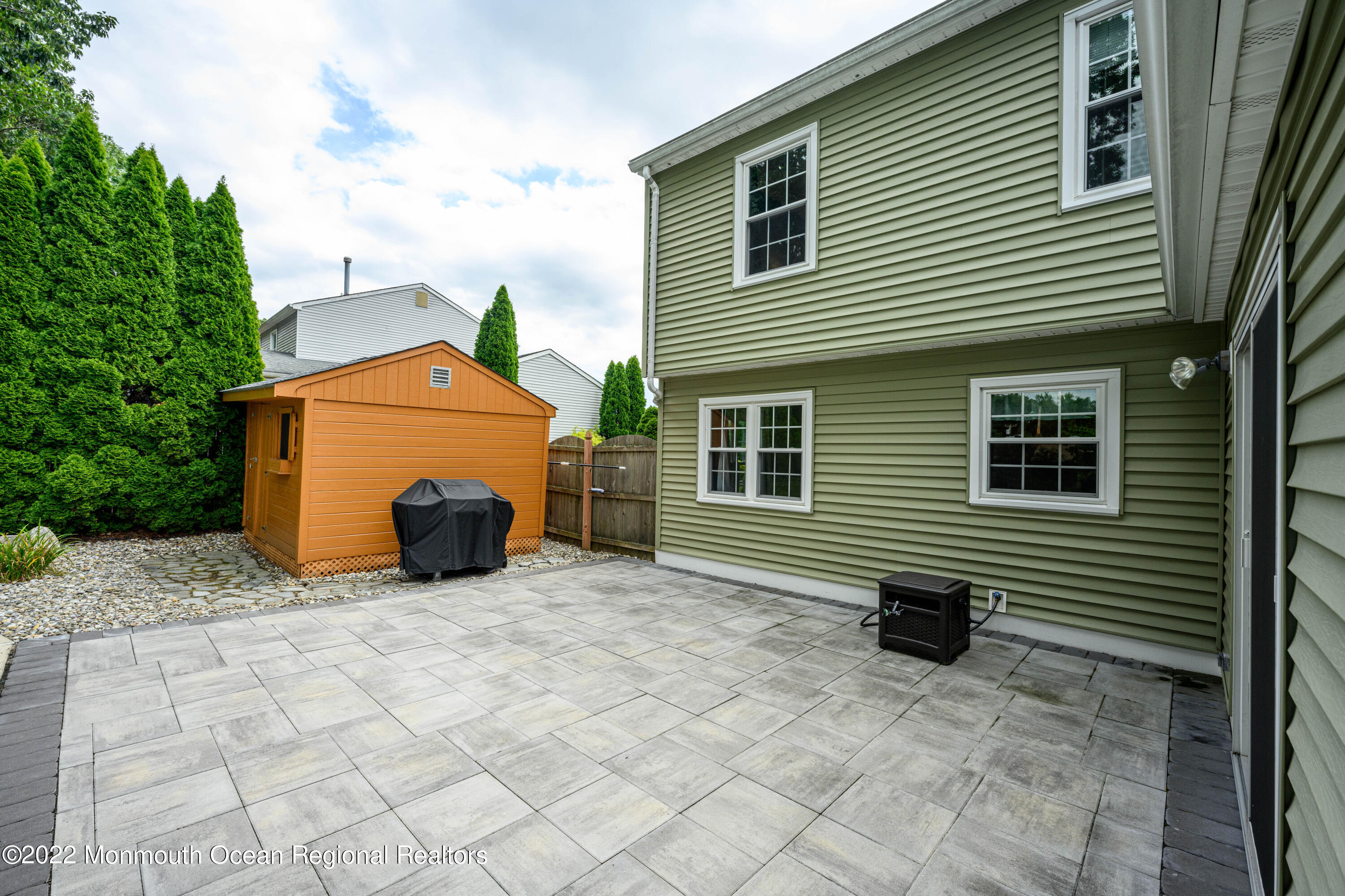 77 Concord Circle Howell, NJ 07731 - Photo 6 of 34 77_Concord_Cir-10