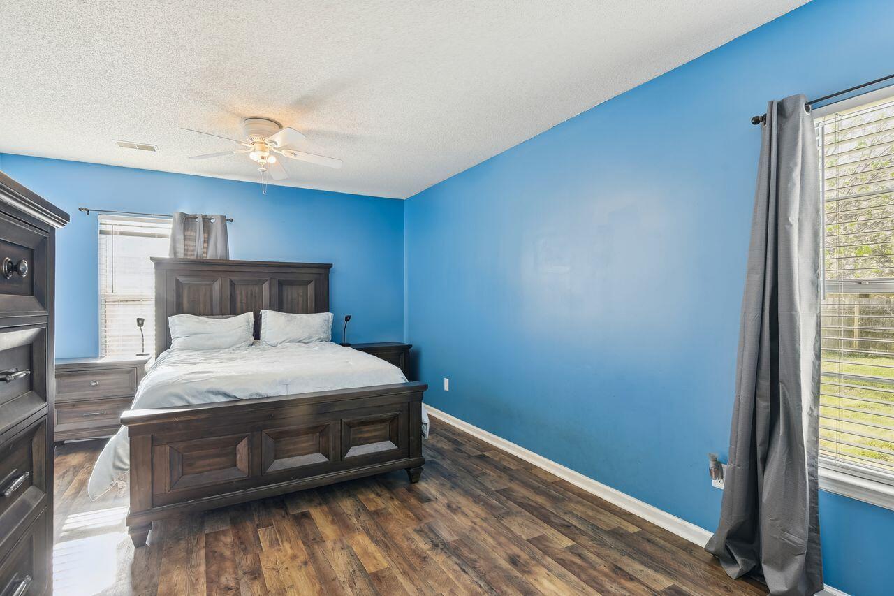 129 Tyron Road Summerville, SC 29483 - Photo 15 of 17 interior-primary_bedroom-dsc7741