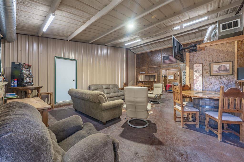 7203 Pump Station Road Jacksboro, TX 76458 - Photo 26 of 40