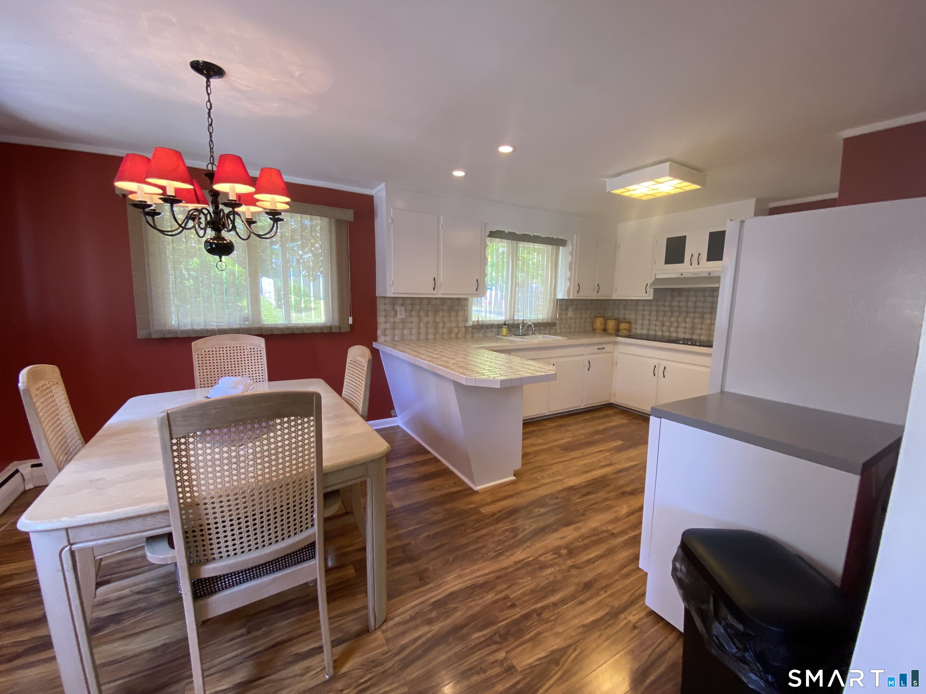 8 Commodore Street Norwich, CT 06360 - Photo 9 of 38