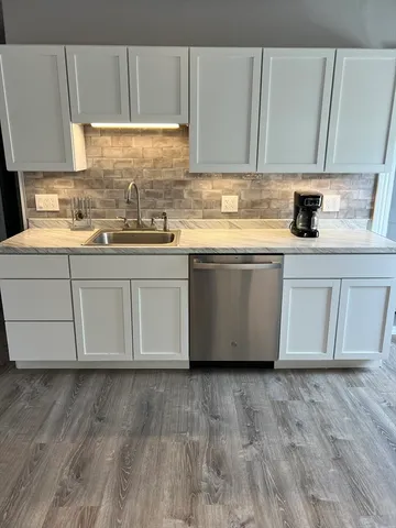 $2,500 | 8 Knowlton Avenue, Unit 2, Worcester, MA 01603