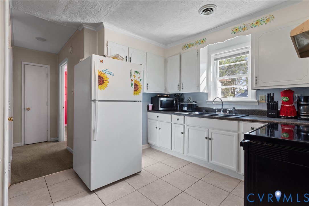 20117 Laurel Road Petersburg, VA 23803 - Photo 5 of 38 Gallery Image 5