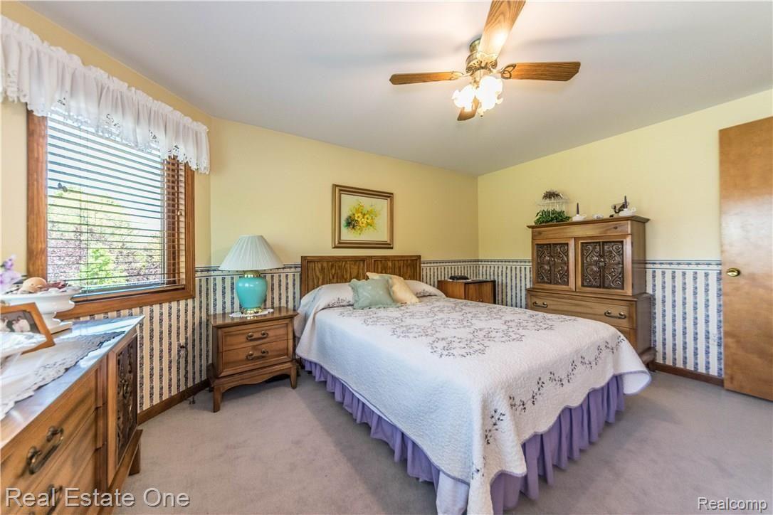 11792 Larkins Road Brighton, MI 48114 - Photo 35 of 43 34_30.jpg