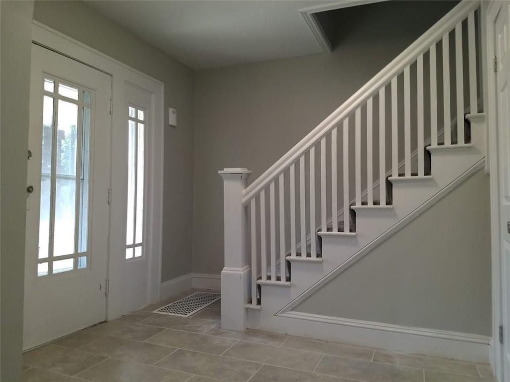 2736 East High Street Springfield, OH 45505 - Photo 9 of 17 Gallery Image 9