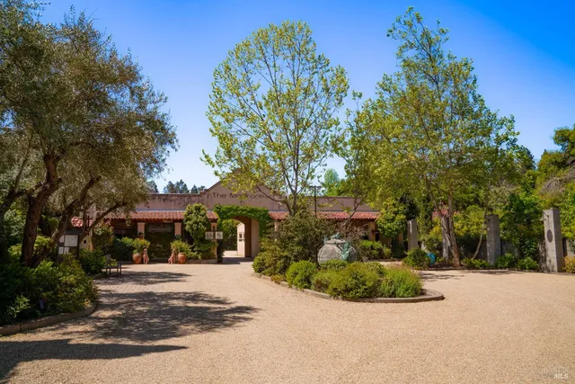 $7,600,000 | 8790-9000 Highway 128, Philo, CA 95466