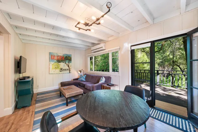 $7,600,000 | 8790-9000 Highway 128, Philo, CA 95466