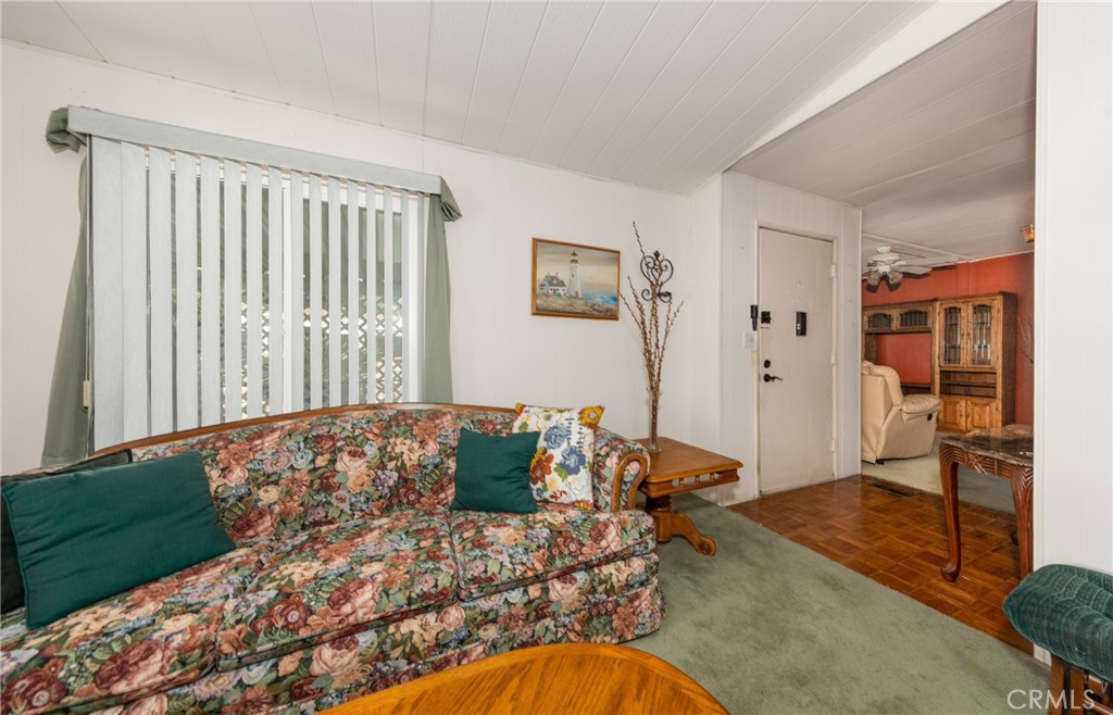 9401 Sharondale Road Calimesa, CA 92320 - Photo 6 of 23 a living room with furniture