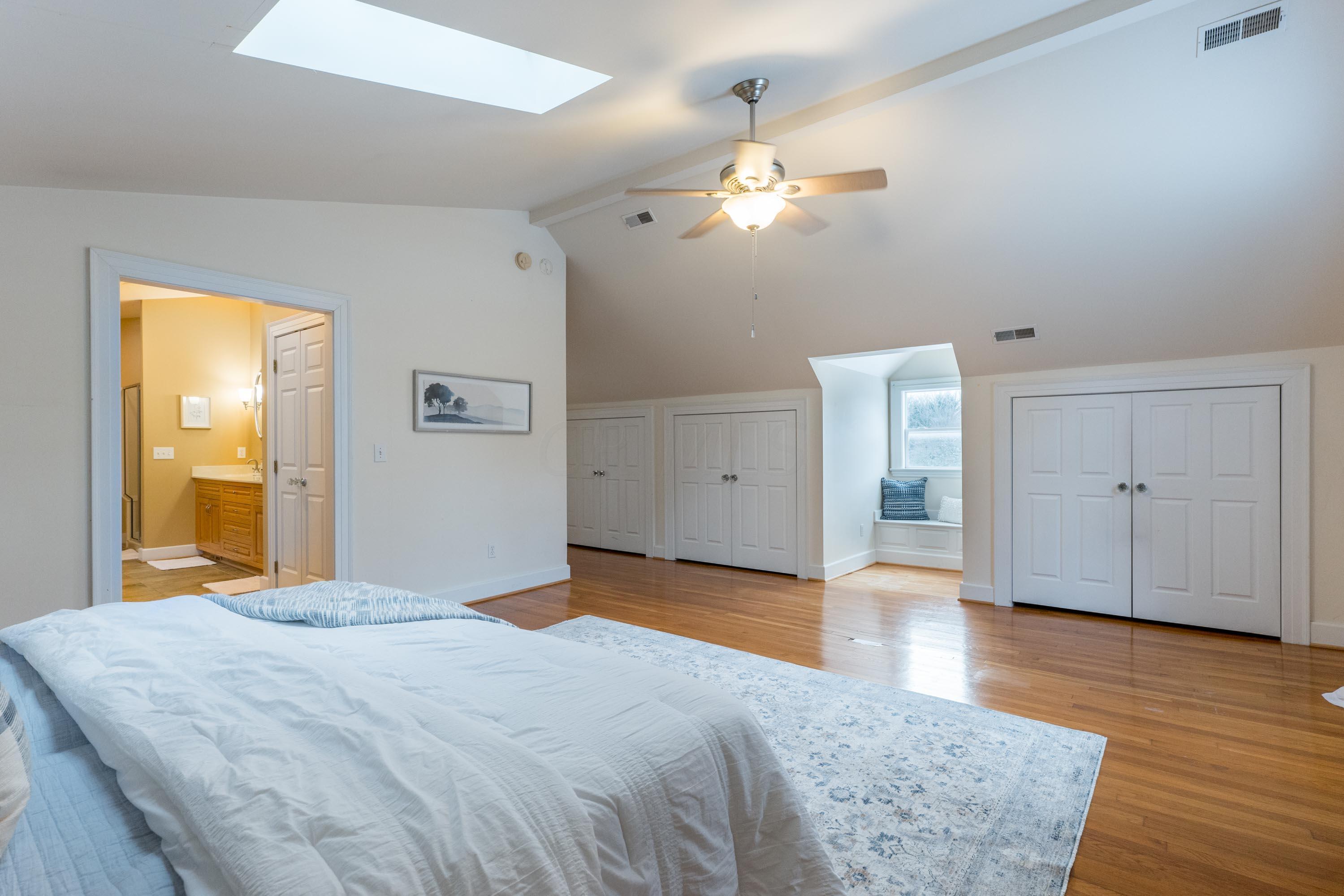 3244 Fishinger Road Columbus, OH 43221 - Photo 42 of 71 052P1543205