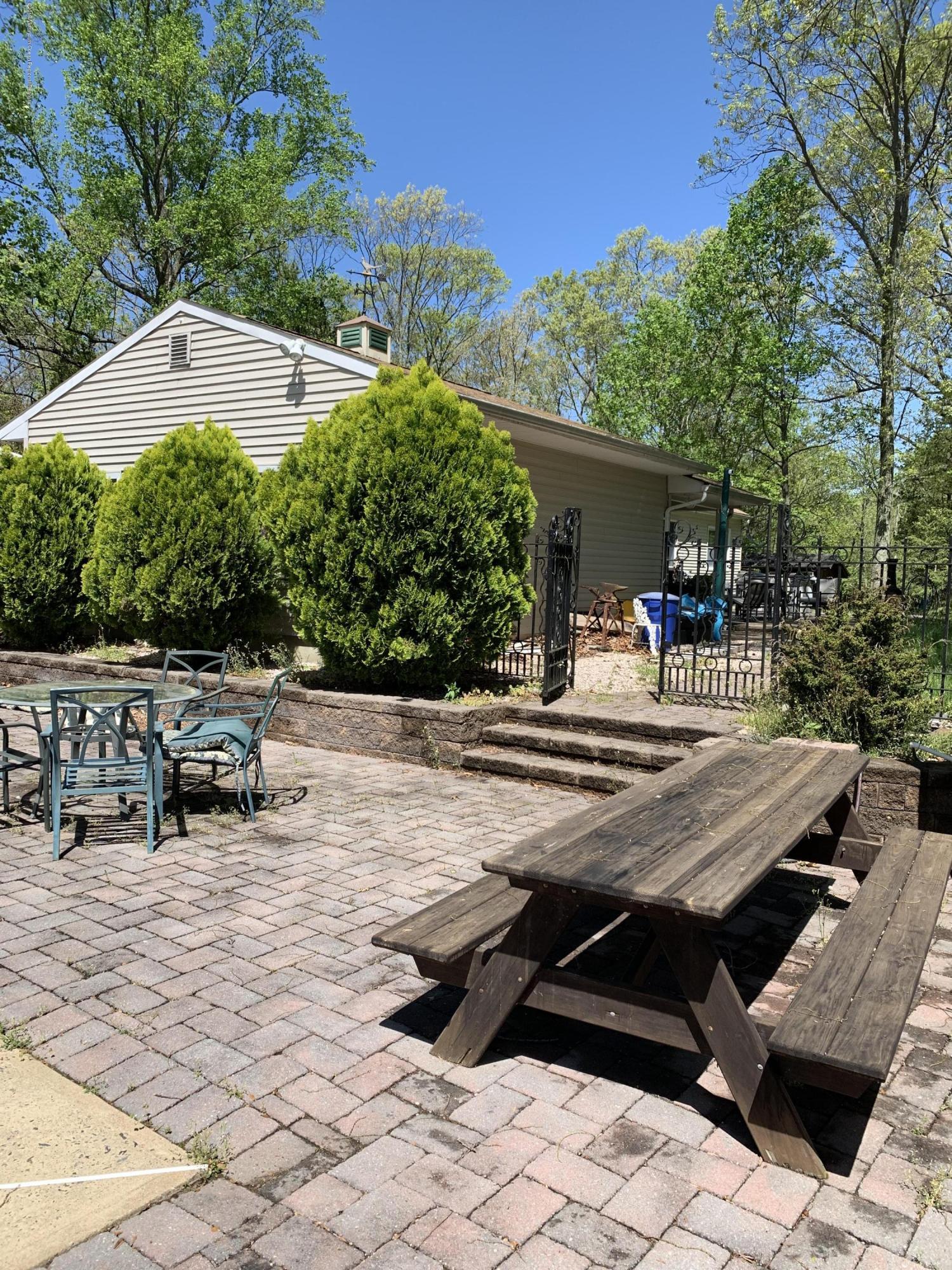 123 Georgia Road Freehold, NJ 07728 - Photo 23 of 27 IMG_2591