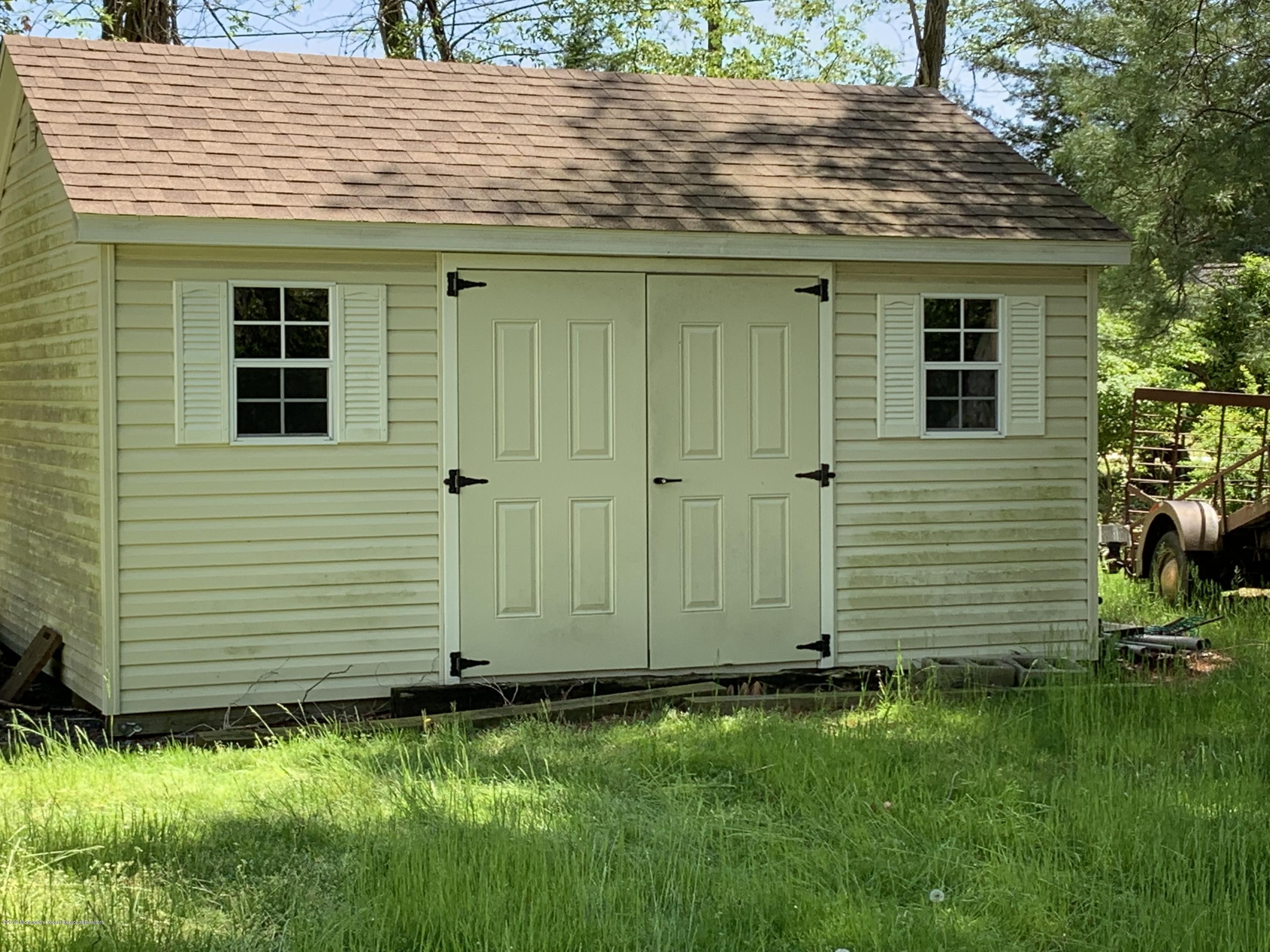 123 Georgia Road Freehold, NJ 07728 - Photo 24 of 27 IMG_2615